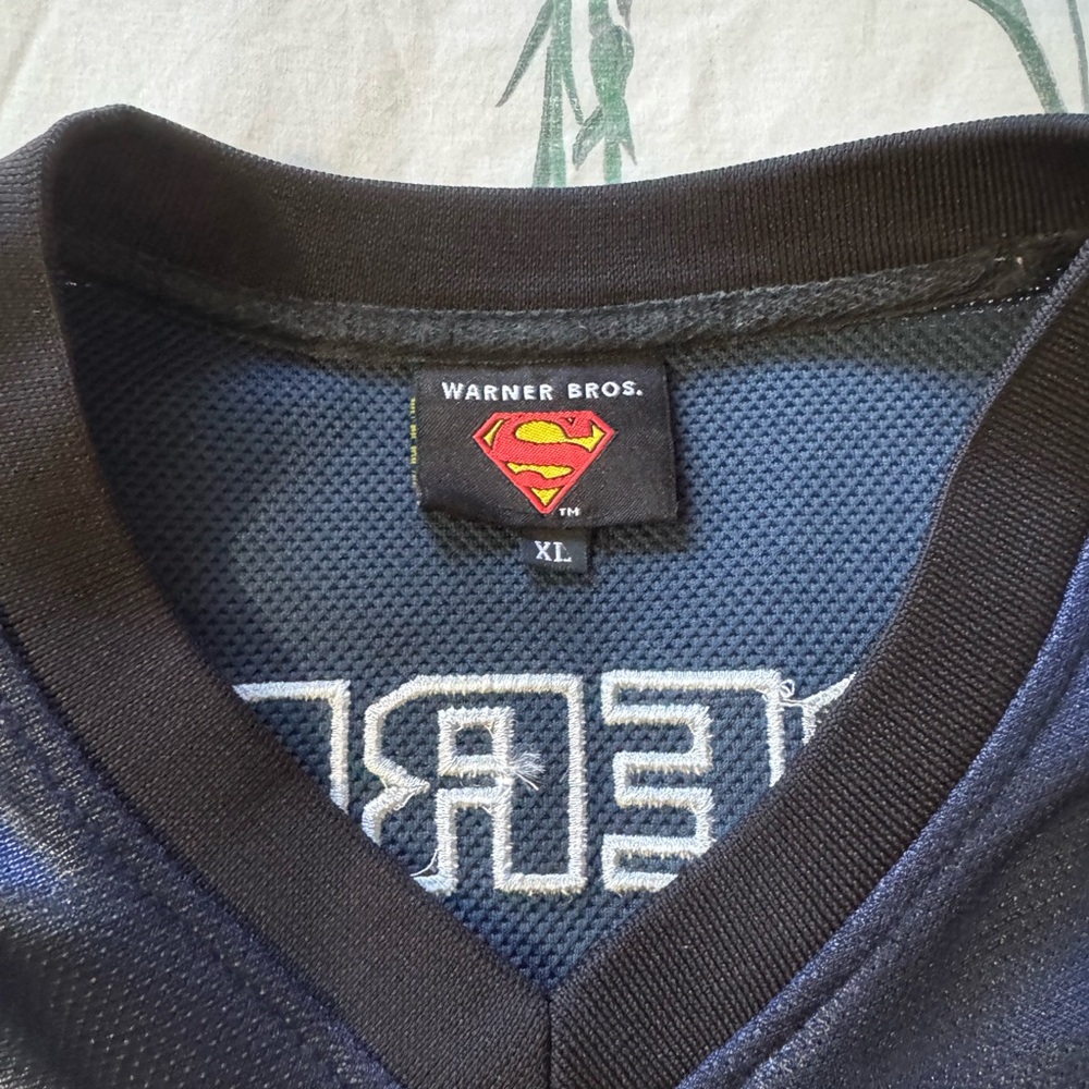 Warner Bros. Superman Black and Navy Jersey - Picture 9 of 13